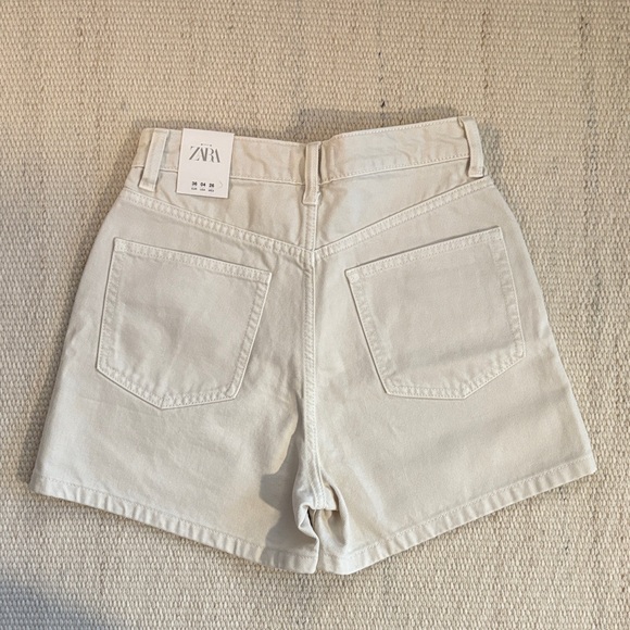 Zara Women's Beige Jean Shorts - Picture 3 of 5